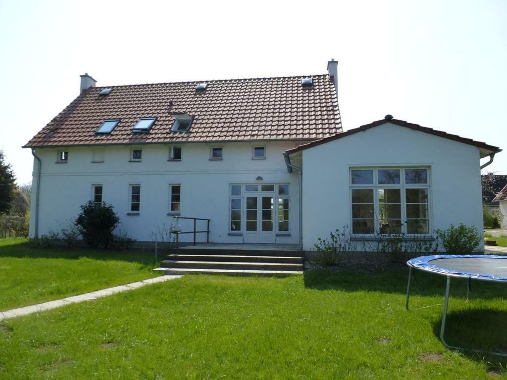 Traumhaftes Luxus-Ferienhaus Warnkenhagen  Exterior foto